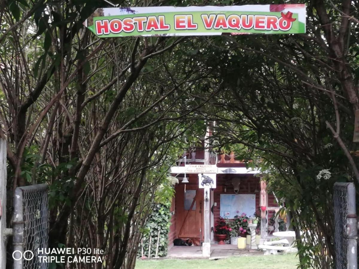 Hostal El Vaquero Chugchilan ภายนอก รูปภาพ