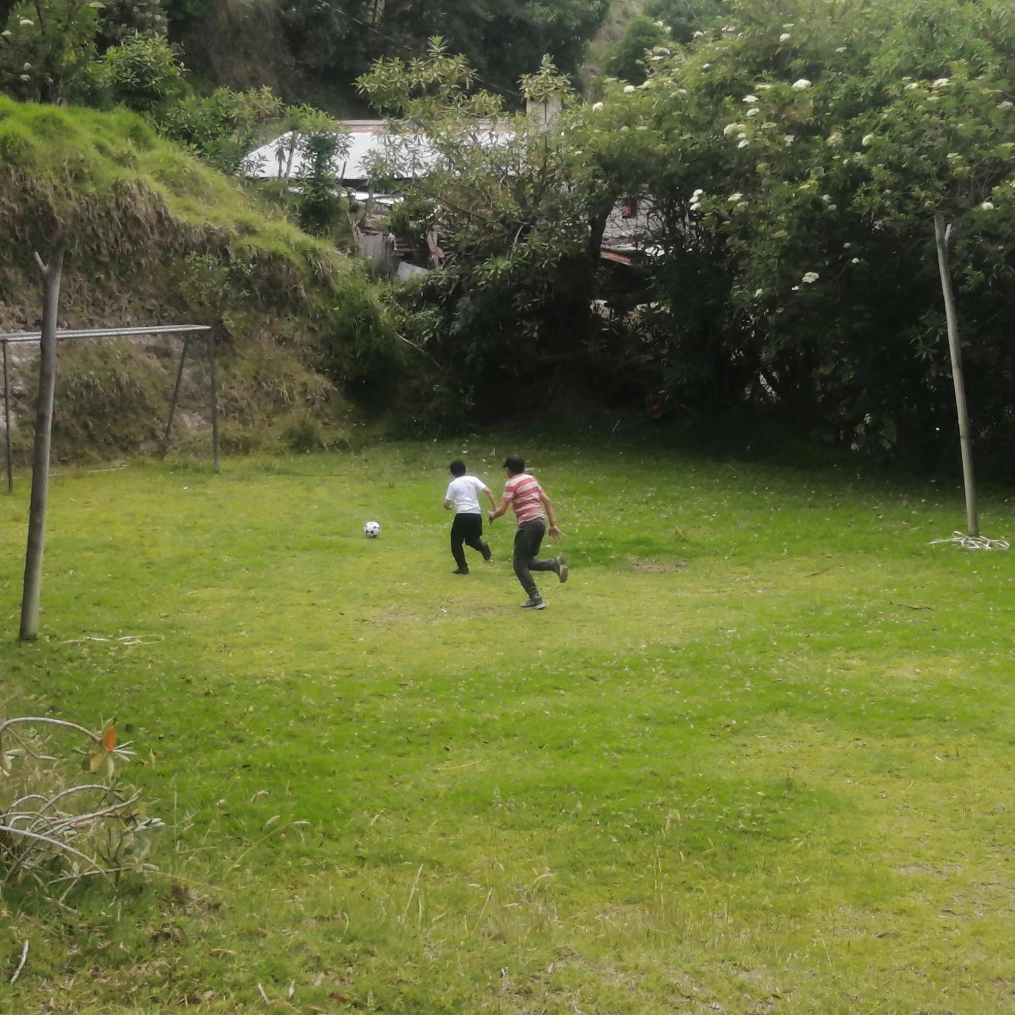 Hostal El Vaquero Chugchilan ภายนอก รูปภาพ