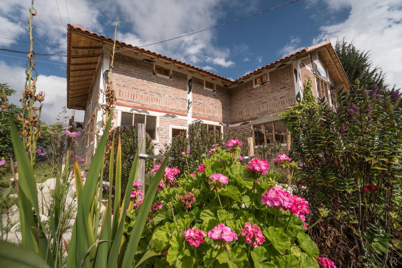 Hostal El Vaquero Chugchilan ภายนอก รูปภาพ