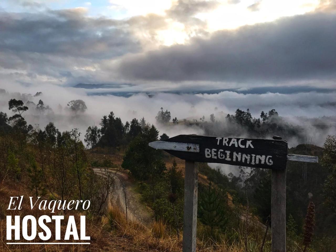 Hostal El Vaquero Chugchilan ภายนอก รูปภาพ
