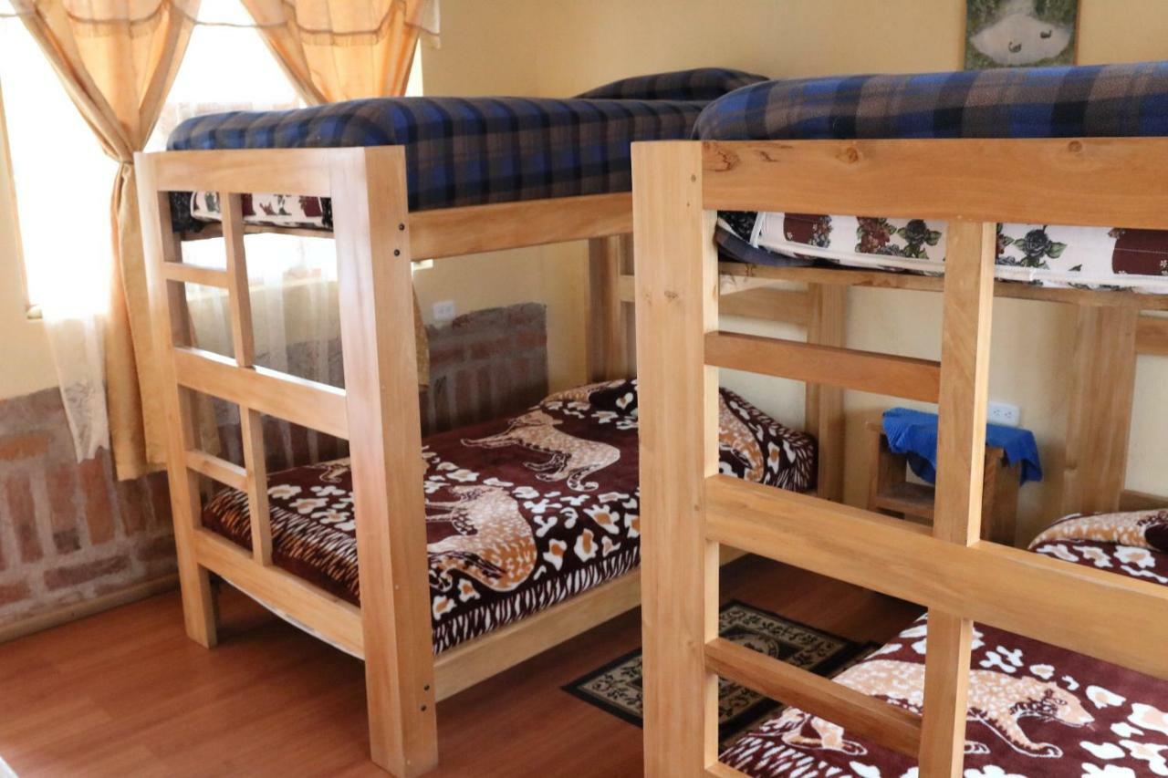 Hostal El Vaquero Chugchilan ภายนอก รูปภาพ
